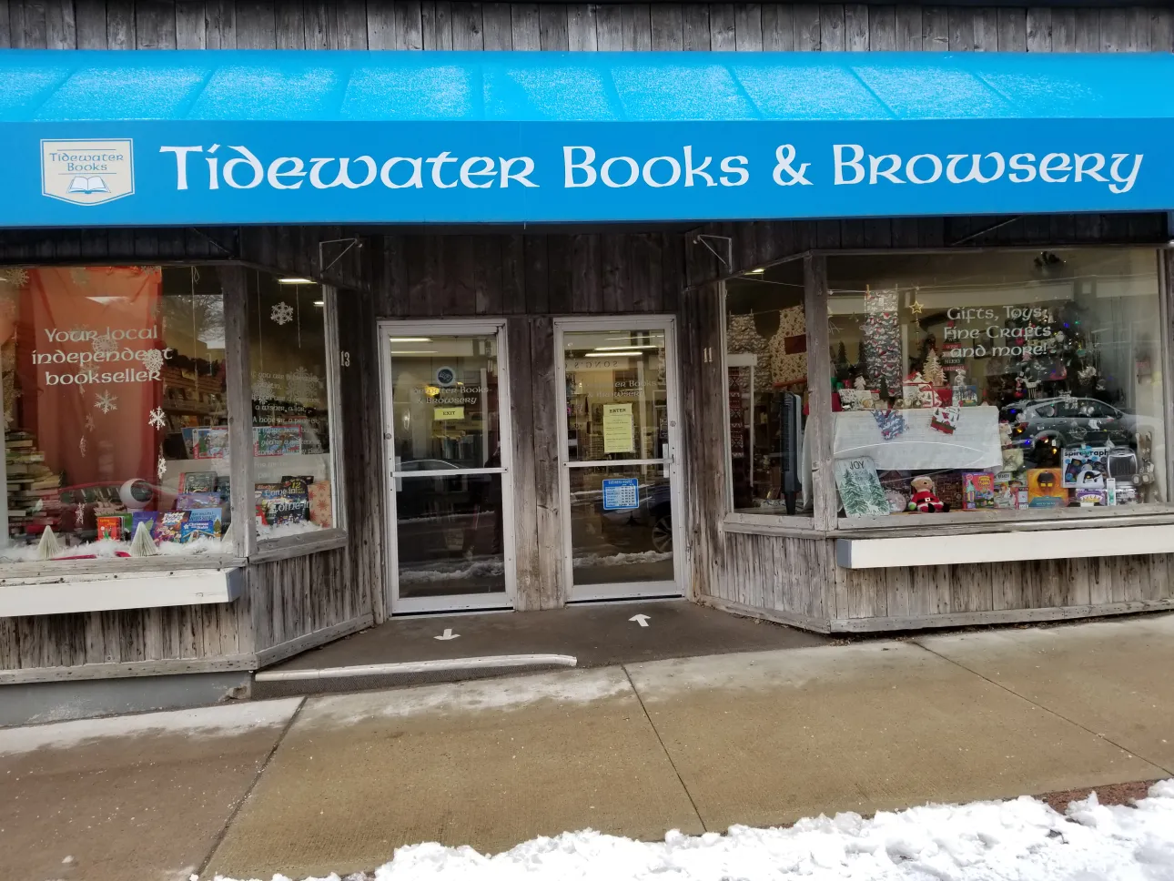 Tidewater Books & Browsery