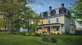 Maplehurst Manor Bed and Breakfast